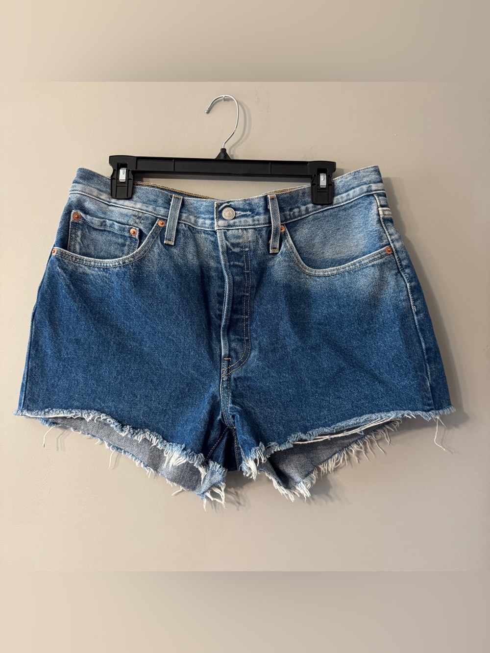Levi's | Blue Ombré Frayed Hem Denim Cutoff Shorts | 31